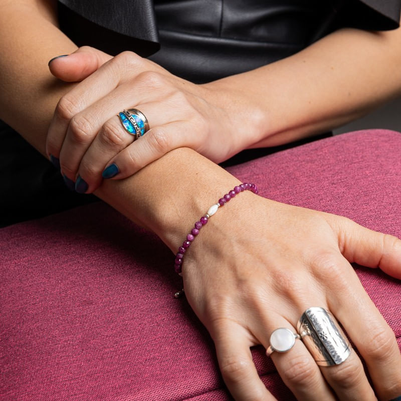 Fashion, accesorii si bijuterii - Femei - Bijuterii femei - Bratari femei - Bratara dama Naveen din pietre naturale de Rubin cu sistem de inchidere din argint 925 - Infinity.ro