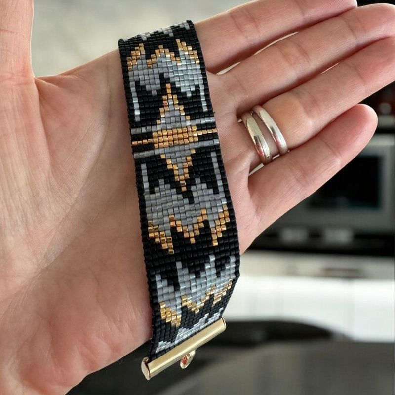 Fashion, accesorii si bijuterii - Femei - Bijuterii femei - Bratari femei - Bratara lata dama aurie cu negru si gri, impletita manual cu margele Miyuki, Charline - Infinity.ro