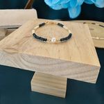 Fashion, accesorii si bijuterii - Femei - Bijuterii femei - Bratari femei - Bratara dama Indira din safir si perle naturale cu argint placat cu aur - Infinity.ro
