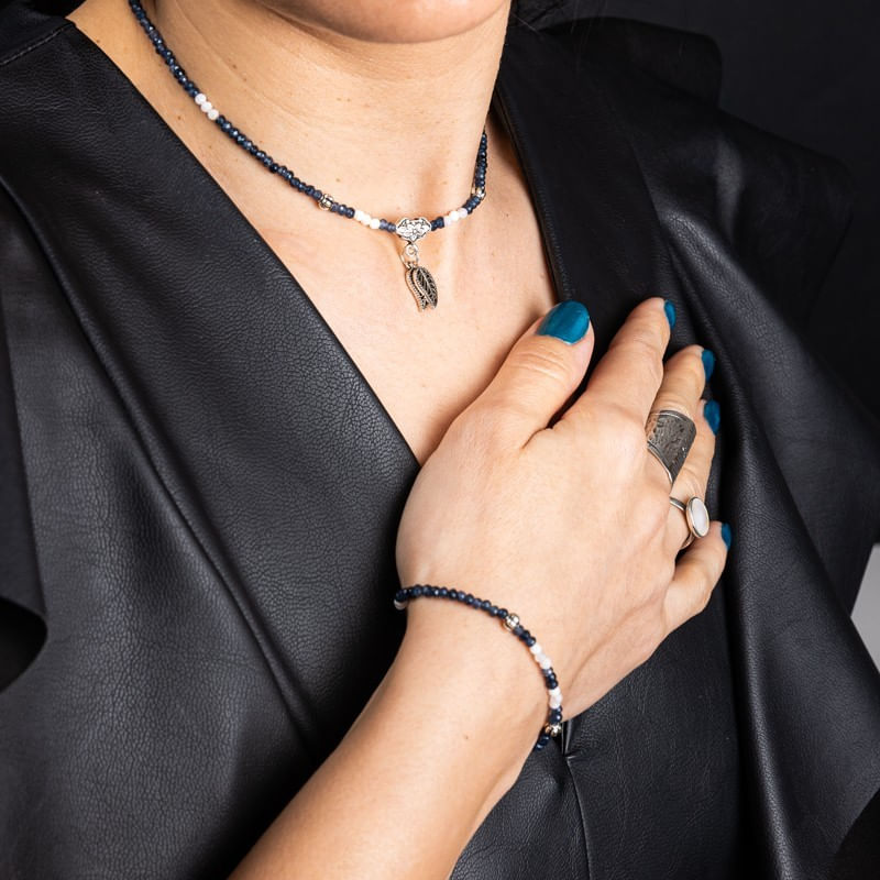 Fashion, accesorii si bijuterii - Femei - Bijuterii femei - Coliere femei - Colier Choker Ravindra din pietre naturale de Safir cu accesorii si sistem de inchidere din argint 925 - Infinity.ro