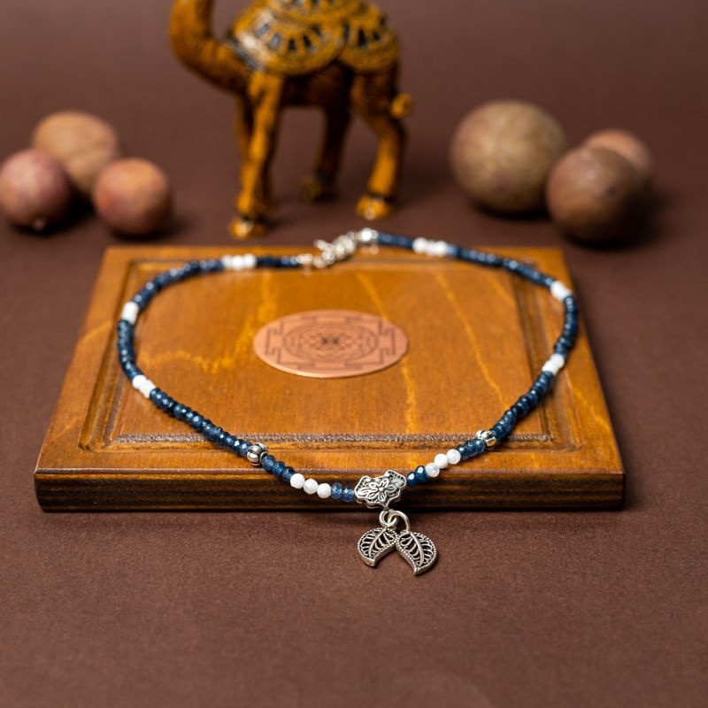 Fashion, accesorii si bijuterii - Femei - Bijuterii femei - Coliere femei - Colier Choker Ravindra din pietre naturale de Safir cu accesorii si sistem de inchidere din argint 925 - Infinity.ro