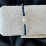 Fashion, accesorii si bijuterii - Femei - Bijuterii femei - Bratari femei - Bratara dama Indira din safir si perle naturale cu argint placat cu aur - Infinity.ro