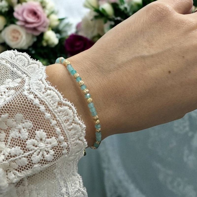 Fashion, accesorii si bijuterii - Femei - Bijuterii femei - Bratari femei - Bratara eleganta dama handmade Nabila cu Amazonit si argint placat cu aur 925 - Infinity.ro