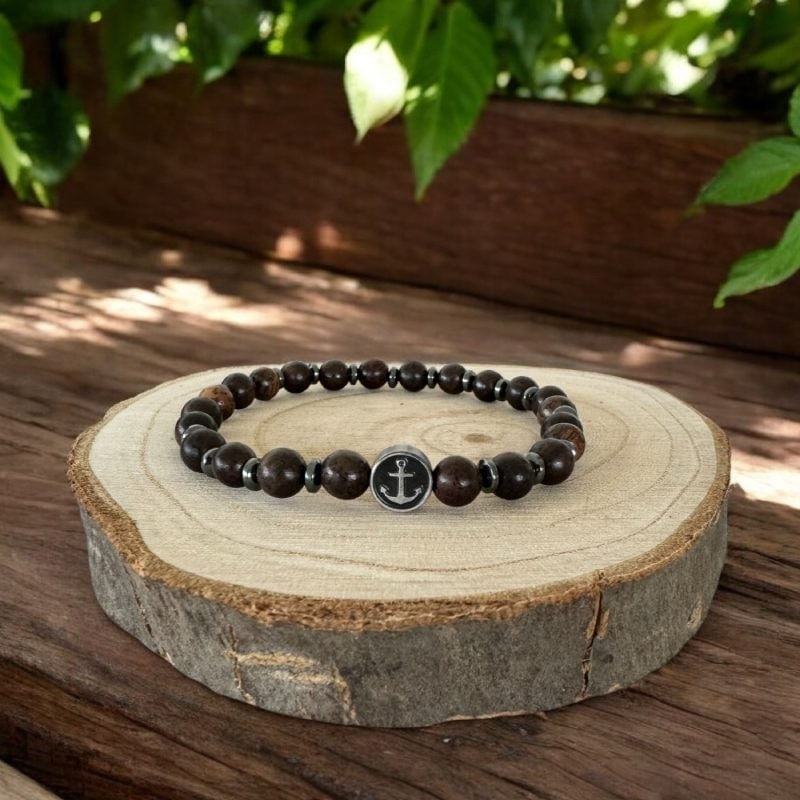 Fashion, accesorii si bijuterii - Barbati - Bijuterii barbati - Bratari barbati - Bratara barbati Neel din Lemn de Santal cu Hematit si charm din inox - Infinity.ro