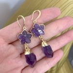 Fashion, accesorii si bijuterii - Femei - Bijuterii femei - Cercei femei - Alege eleganta cu noii cercei din Ametist, piatra bruta, placati cu aur de 18K - Infinity.ro