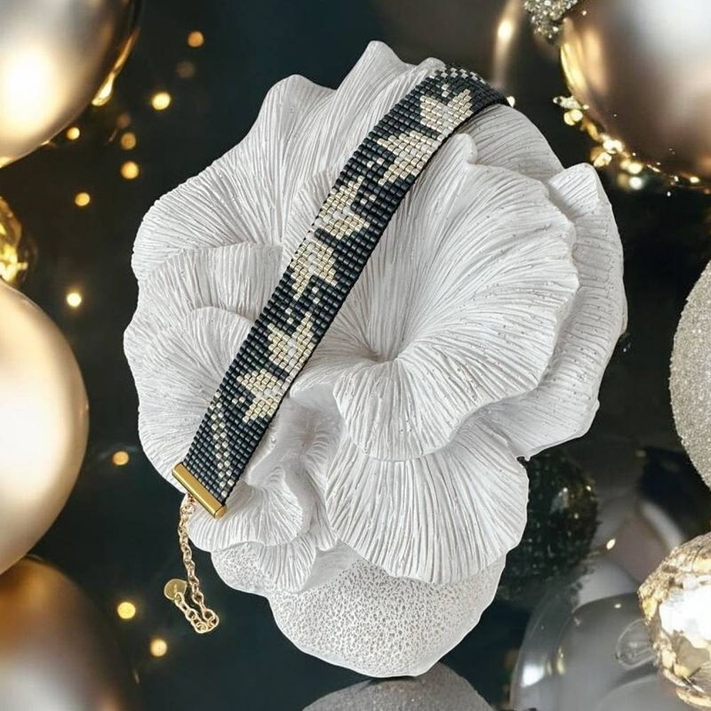 Fashion, accesorii si bijuterii - Femei - Bijuterii femei - Bratari femei - Bratara lata handmade bleu metalizat-argintiu din margele Miyuki, eleganta Samira - Infinity.ro
