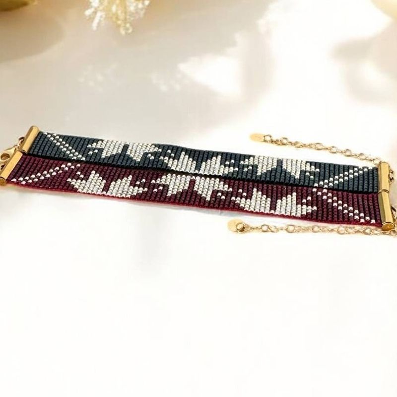 Fashion, accesorii si bijuterii - Femei - Bijuterii femei - Bratari femei - Bratara lata handmade bleu metalizat-argintiu din margele Miyuki, eleganta Samira - Infinity.ro