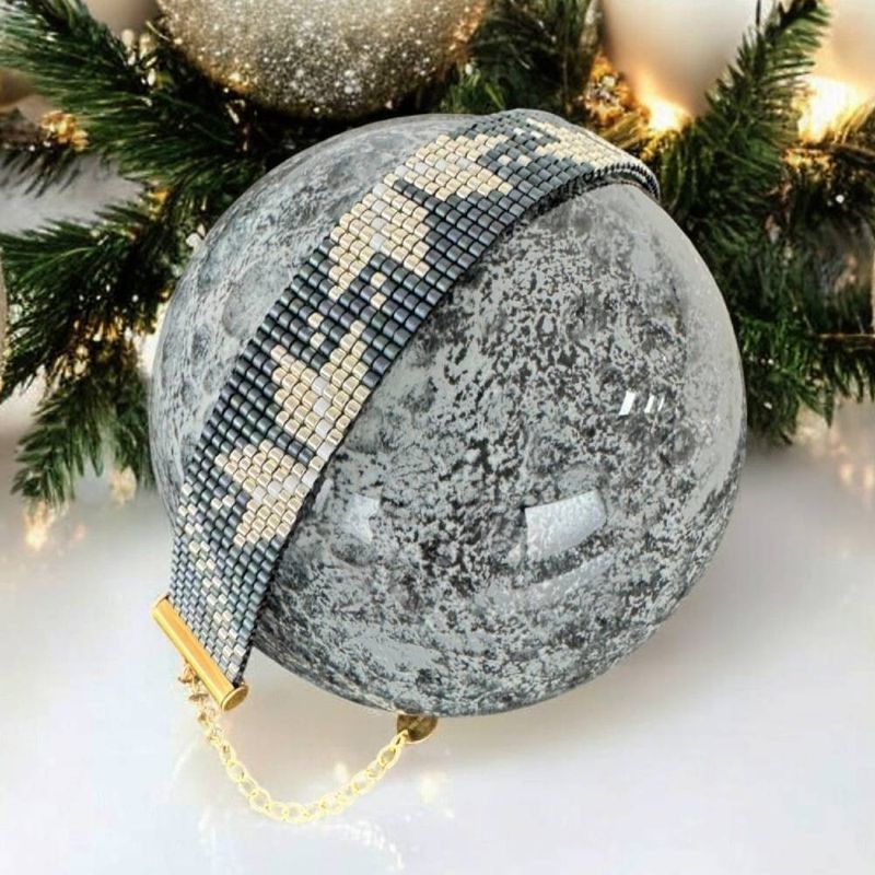 Fashion, accesorii si bijuterii - Femei - Bijuterii femei - Bratari femei - Bratara lata handmade bleu metalizat-argintiu din margele Miyuki, eleganta Samira - Infinity.ro