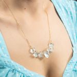 Fashion, accesorii si bijuterii - Femei - Bijuterii femei - Coliere femei - Mali, colier cu pietre brute neregulate, cristale de Apatit, placat cu aur de 18K - Infinity.ro