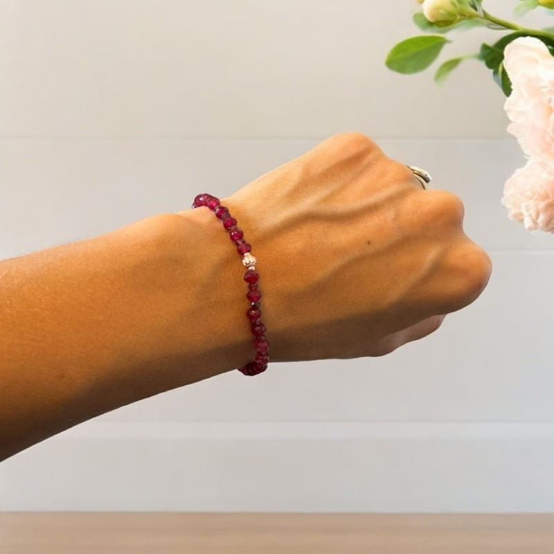 Fashion, accesorii si bijuterii - Femei - Bijuterii femei - Bratari femei - Bratara dama Lidia din Granat si Jad Rosu fatetat cu argint roz gold 925 - Infinity.ro