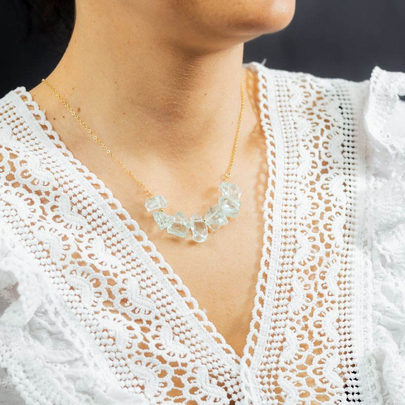 Fashion, accesorii si bijuterii - Femei - Bijuterii femei - Coliere femei - Mali, colier cu pietre brute neregulate, cristale de Apatit, placat cu aur de 18K - Infinity.ro