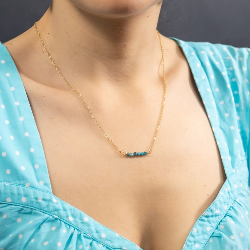 Fashion, accesorii si bijuterii - Femei - Bijuterii femei - Coliere femei - Colier dragut cu margelute mici de piatra semipretioasa de apatit, Ehan, placat cu aur de 18K - Infinity.ro