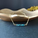 Fashion, accesorii si bijuterii - Femei - Bijuterii femei - Coliere femei - Colier dragut cu margelute mici de piatra semipretioasa de apatit, Ehan, placat cu aur de 18K - Infinity.ro