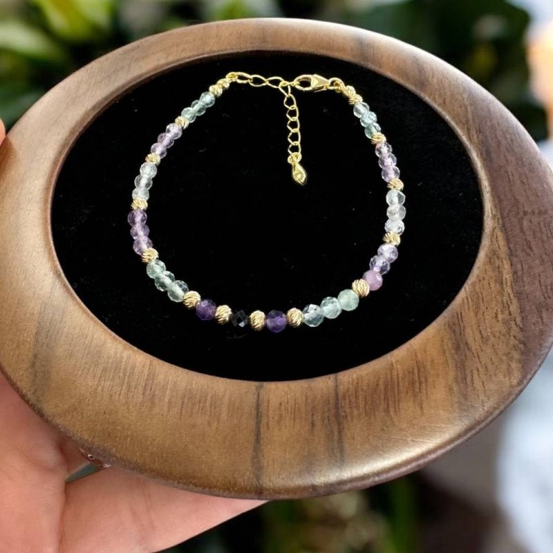 Fashion, accesorii si bijuterii - Femei - Bijuterii femei - Bratari femei - Bratara eleganta dama Salma din fluorit si argint placat cu aur 925 - Infinity.ro