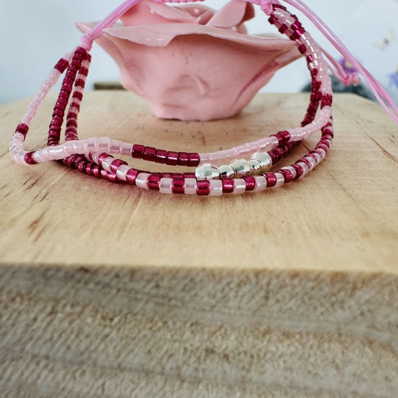 Fashion, accesorii si bijuterii - Femei - Bijuterii femei - Bratari femei - Bratara handmade roz Solene cu snur 3 straturi Miyuki si argint 925 - Infinity.ro