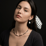 Fashion, accesorii si bijuterii - Femei - Bijuterii femei - Coliere femei - Colier Choker Lenny din cristale de Agat Negru si Perle Naturale, placat cu aur - Infinity.ro