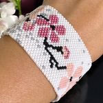 Fashion, accesorii si bijuterii - Femei - Bijuterii femei - Bratari femei - Armonie in floare- Bratara lata eleganta din margele japoneze miyuki- model floral - Infinity.ro