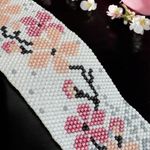 Fashion, accesorii si bijuterii - Femei - Bijuterii femei - Bratari femei - Armonie in floare- Bratara lata eleganta din margele japoneze miyuki- model floral - Infinity.ro
