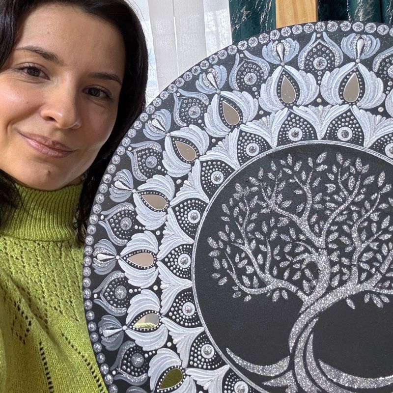 Casa si Gradina - Decoratiuni - Tablouri - O mandala sclipitoare- Copacul Vietii- Negru-Argintiu- 40 cm - Infinity.ro