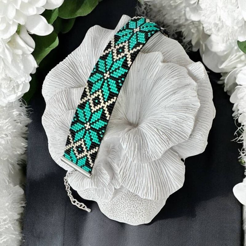 Fashion, accesorii si bijuterii - Femei - Bijuterii femei - Bratari femei - Bratara lata eleganta impletita manual cu margele miyuki, Treva - Infinity.ro