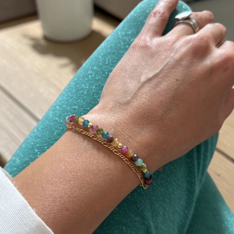 Fashion, accesorii si bijuterii - Femei - Bijuterii femei - Bratari femei - Bratara colorata din Turmalina multicolora cu lant din argint placat cu aur Aveline - Infinity.ro