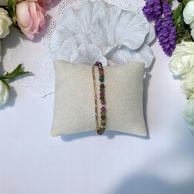 Fashion, accesorii si bijuterii - Femei - Bijuterii femei - Bratari femei - Bratara colorata din Turmalina multicolora cu lant din argint placat cu aur Aveline - Infinity.ro