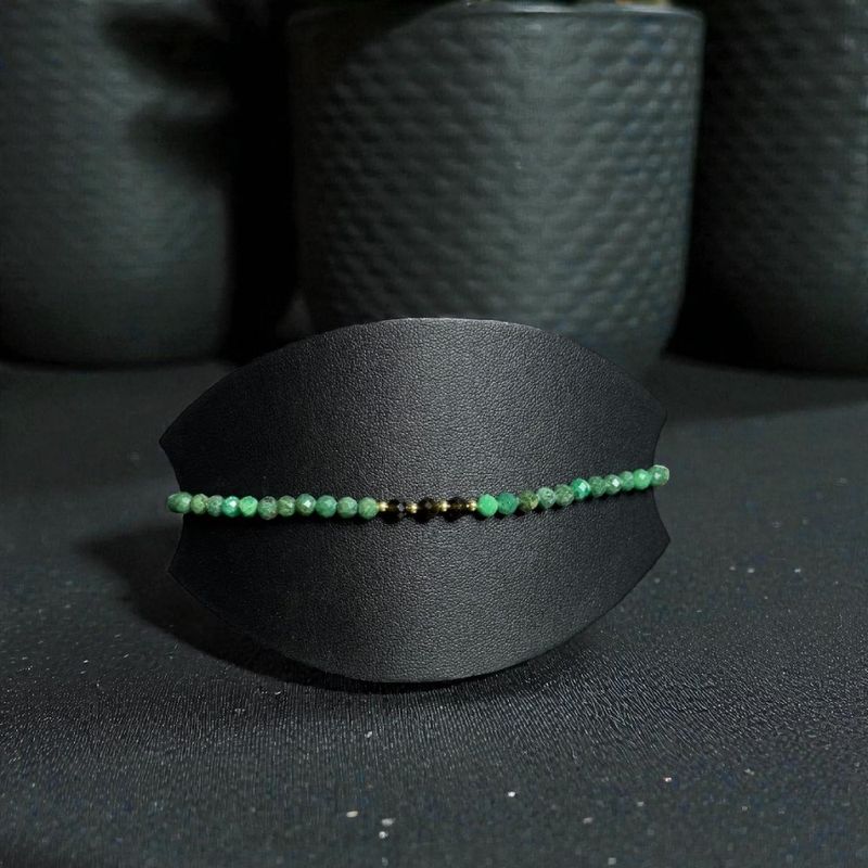 Fashion, accesorii si bijuterii - Femei - Bijuterii femei - Bratari femei - Bratara pentru femei Rana din Smarald African, Obsidian si Jad Verde cu Argint placat cu Aur - Infinity.ro