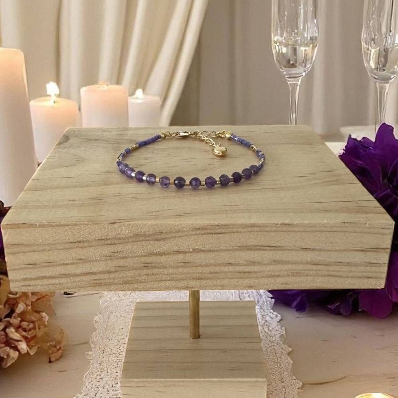 Fashion, accesorii si bijuterii - Femei - Bijuterii femei - Bratari femei - Bratara eleganta cu cristale de Ametist cu Miyuki mov si argint placat cu aur - Infinity.ro