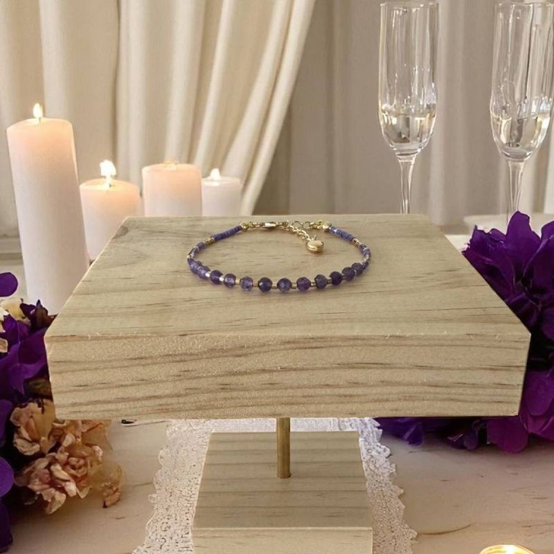 Fashion, accesorii si bijuterii - Femei - Bijuterii femei - Bratari femei - Bratara eleganta cu cristale de Ametist cu Miyuki mov si argint placat cu aur - Infinity.ro