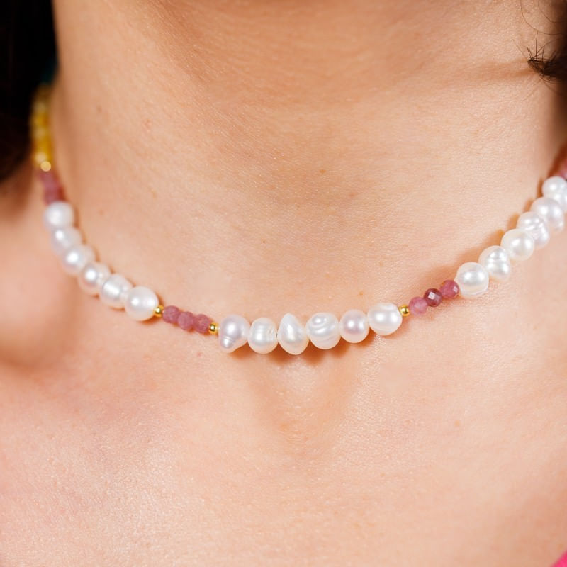 Fashion, accesorii si bijuterii - Femei - Bijuterii femei - Coliere femei - Colier Choker perle naturale Taya cu cristale de Turmalina roz, Topaz, Amazonit si Ametist din Argint 925 placat cu aur - Infinity.ro