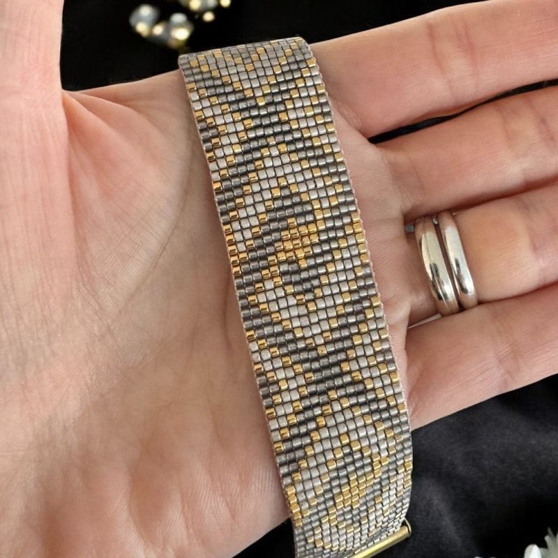 Fashion, accesorii si bijuterii - Femei - Bijuterii femei - Bratari femei - Bratara dama multistrat Helia, impletita manual din margele de nisip Miyuki - Infinity.ro