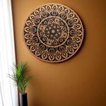 Casa si Gradina - Decoratiuni - Tablouri - Frumusetea imperfectiunii-Tablou mandala unicat pictat manual pe suport de lemn, 60 cm - Infinity.ro
