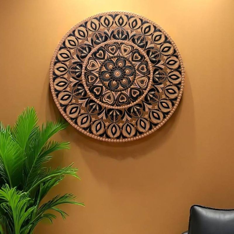 Casa si Gradina - Decoratiuni - Tablouri - Frumusetea imperfectiunii-Tablou mandala unicat pictat manual pe suport de lemn, 60 cm - Infinity.ro