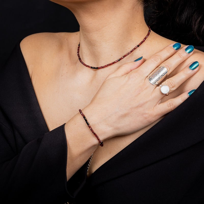 Fashion, accesorii si bijuterii - Femei - Bijuterii femei - Bratari femei - Bratara pietre semipretioase de Granat si Spinel negru, Ania, inchidere din argint 925 - Infinity.ro