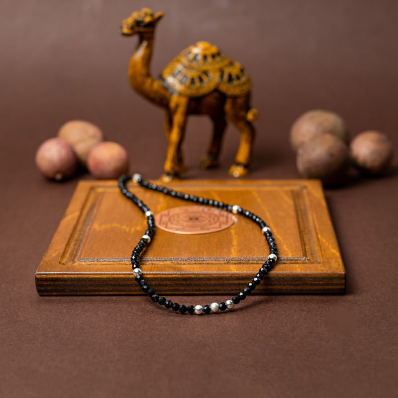 Fashion, accesorii si bijuterii - Femei - Bijuterii femei - Coliere femei - Colier choker Blake din pietre semipretioase de Spinel negre, cu accesorii si sistem de inchidere din argint 925 - Infinity.ro