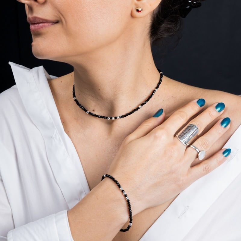 Fashion, accesorii si bijuterii - Femei - Bijuterii femei - Coliere femei - Colier choker Blake din pietre semipretioase de Spinel negre, cu accesorii si sistem de inchidere din argint 925 - Infinity.ro