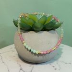 Fashion, accesorii si bijuterii - Femei - Bijuterii femei - Bratari femei - Bratara Solandra din smarald si turmalina roz cu accesorii si inchidere din argint placat cu aur - Infinity.ro