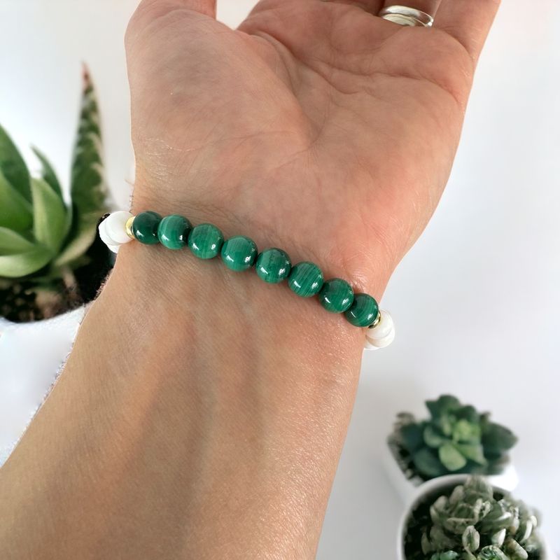 Fashion, accesorii si bijuterii - Femei - Bijuterii femei - Bratari femei - Bratara dama Edeline din cristale de Malachit si Tridacna cu Argint 925 - Infinity.ro