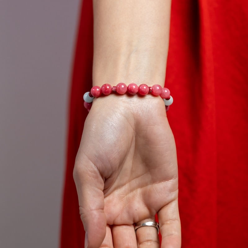 Fashion, accesorii si bijuterii - Femei - Bijuterii femei - Bratari femei - Bratara femei pietre semipretioase din Jad Rosu si Acvamarin, Noel, sfere de 8mm - Infinity.ro