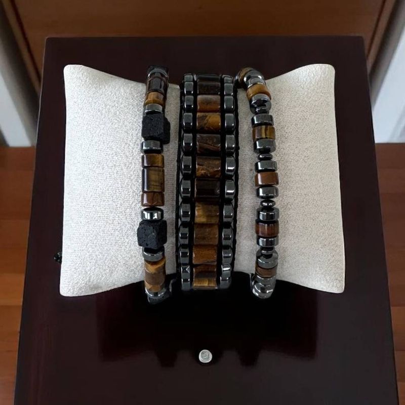Fashion, accesorii si bijuterii - Barbati - Bijuterii barbati - Bratari barbati - Bratara barbati Ravi impletita manual cu Ochi de Tigru Cilindru si Hematit pe snur, ajustabila - Infinity.ro