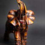 Fashion, accesorii si bijuterii - Femei - Bijuterii femei - Coliere femei - Colier delicat cu piatra naturala de Granat, Dara, placat cu aur de 18K - Infinity.ro