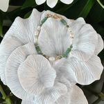 Fashion, accesorii si bijuterii - Femei - Bijuterii femei - Bratari femei - Bratara dama Lana din jad verde si perle naturale cu argint placat cu aur - Infinity.ro
