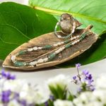 Fashion, accesorii si bijuterii - Femei - Bijuterii femei - Bratari femei - Bratara dama Lana din jad verde si perle naturale cu argint placat cu aur - Infinity.ro