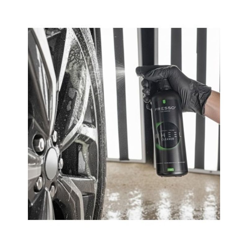 Auto si Moto - Intretinere auto - Produse curatare auto - Set Solutie Curatat Jante cu Perie de Jante Fresso - Infinity.ro