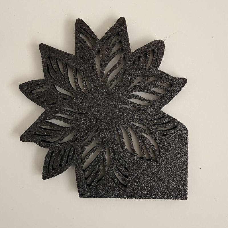 Casa si Gradina - Bucatarie si vesela - Accesorii bar - Suporturi bauturi - Set 4 suporturi / coastere pahare, Floare, 10 X 9.5 cm, Negru, imprimate 3D - Infinity.ro