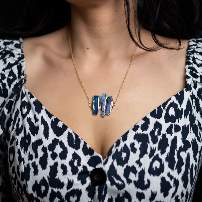 Fashion, accesorii si bijuterii - Femei - Bijuterii femei - Coliere femei - Lant cu Pandantiv cristale Kyanit, Saloni, placat cu aur de 18K - Infinity.ro