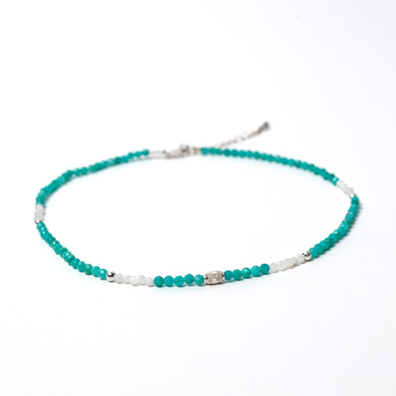 Fashion, accesorii si bijuterii - Femei - Bijuterii femei - Coliere femei - Colier choker Anadi din pietre semipretioase de Amazonit si Piatra Lunii, inchidere si accesorii din argint 925 - Infinity.ro