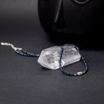 Fashion, accesorii si bijuterii - Femei - Bijuterii femei - Coliere femei - Colier Choker Mihit din pietre naturale de Jad Bleumarin cu accesorii si sistem de inchidere din argint 925 - Infinity.ro