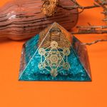 Casa si Gradina - Decoratiuni - Obiecte decorative - Accesorii decorative - Piramida Orgonica Aqua Stone cu Cristale de Acvamarin, Cuart si Spirala Vibrationala de Cupru, Simbol Cubul lui Metatron - Infinity.ro
