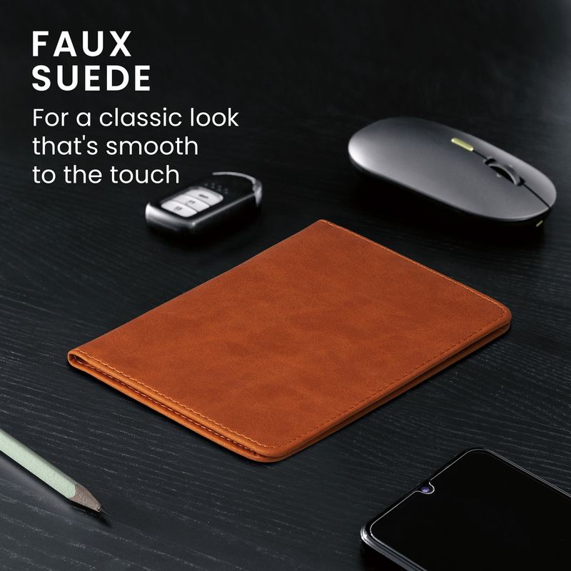 Fashion, accesorii si bijuterii - Barbati - Accesorii barbati - Portofele barbati - Portdocument auto Kwmobile pentru acte si permis UE, piele ecologica, maro, portabil, antizgarieturi - Infinity.ro
